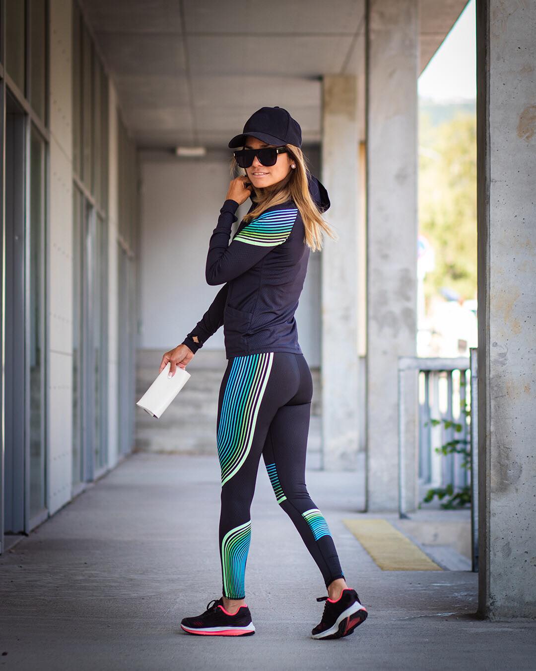Olivia Active Set - Legging, T-shirt, Sport Bra, Shorts & Sport Jacket